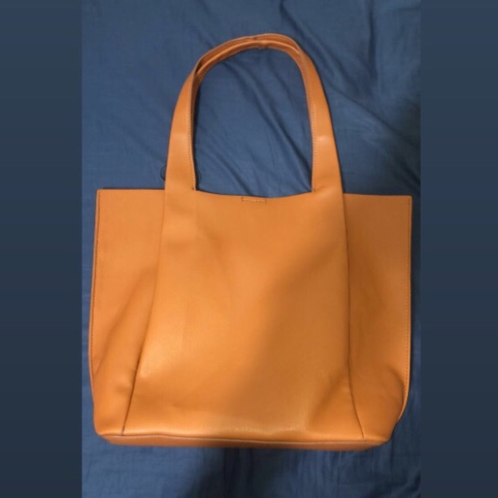 Handbag - Picture 2 of 4